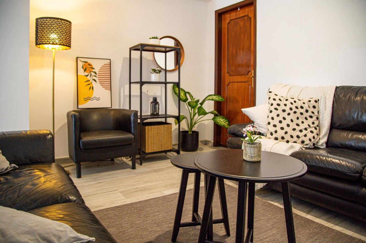 Cozy Room In Cascais City With Full Kitchen 5 Minutes From The Beach Extérieur photo